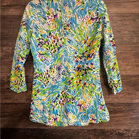Lilly Pulitzer Blue and Yellow Graphic Embellished Tropical Print Blouse Small - Picture 2 of 9